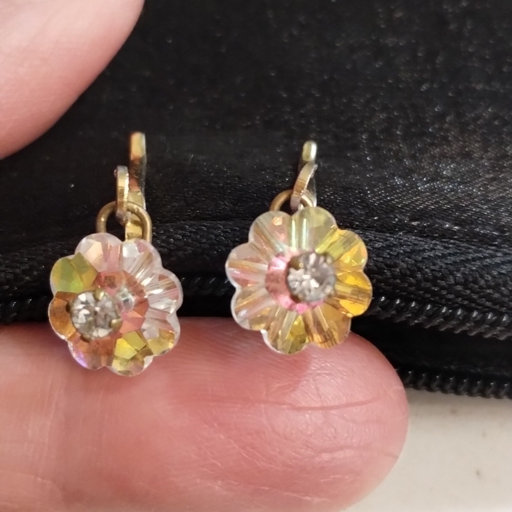 Dainty pearlescent beaded clip on earrings scalloped floral shaped